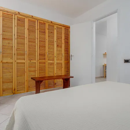 Casa Smeralda By Anthimea Cugnana Verde